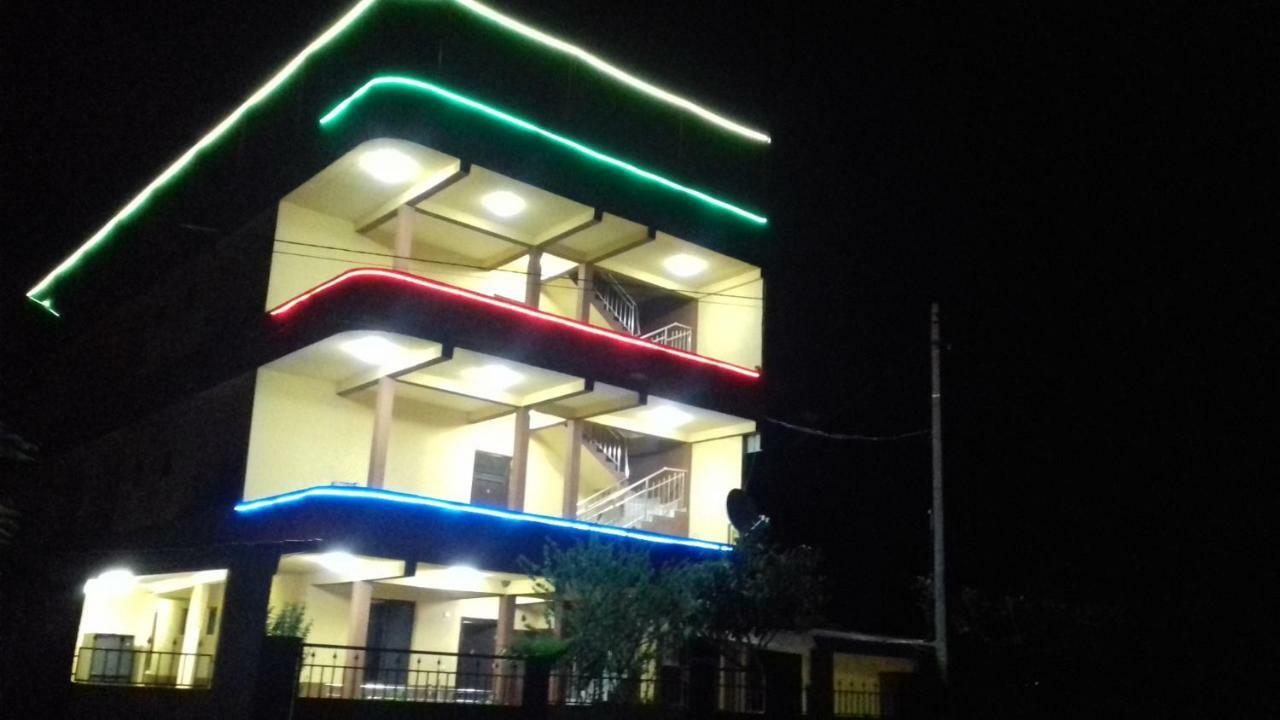 Hotell Anna Ureki Bagian luar foto
