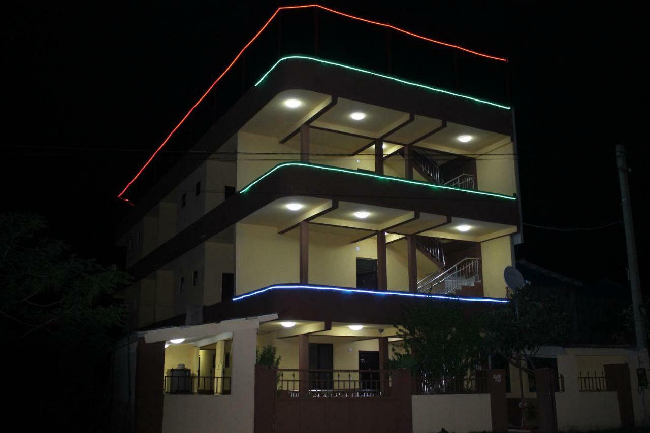 Hotell Anna Ureki Bagian luar foto