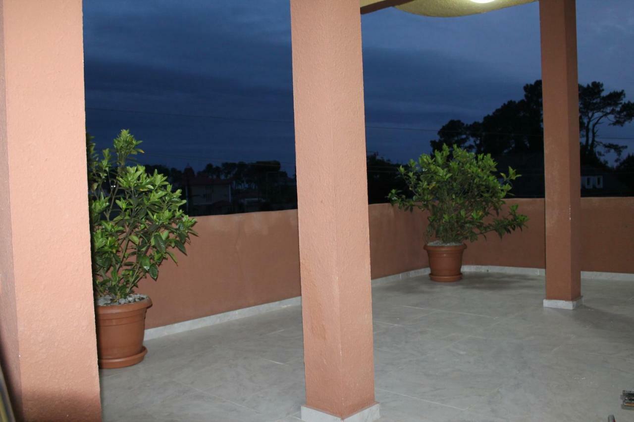 Hotell Anna Ureki Bagian luar foto